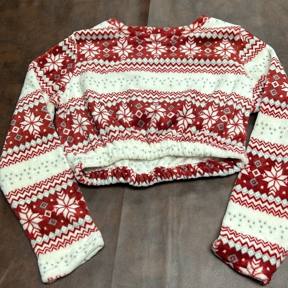 Size medium/small adorable cropped Christmas pj set - Picture 2 of 4